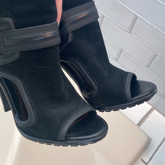 Amazing heels - Picture 6 of 9